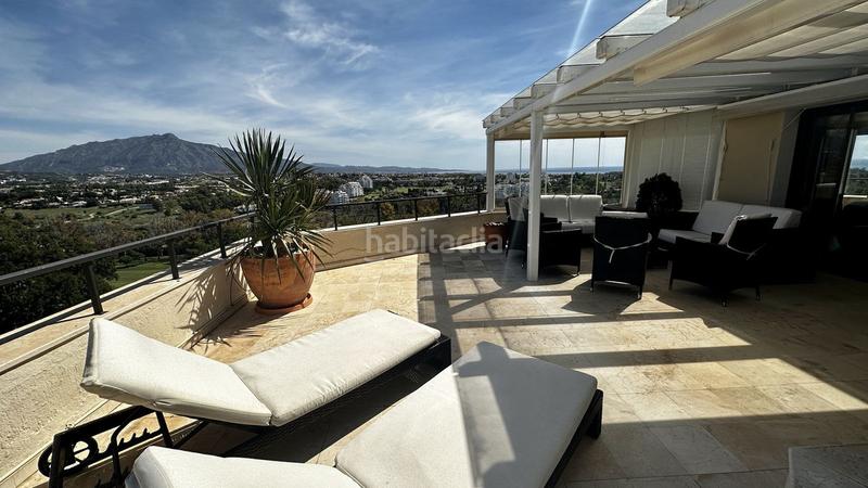 Foto 81c971e1-db8c-4ebd-95cb-0d392973f132. Attique avec piscine dans Santa Clara Marbella