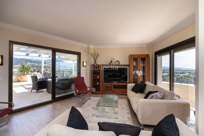 Foto a635605f-5cda-4da2-9937-344a689ca676. Attique avec piscine dans Santa Clara Marbella