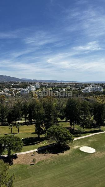 Foto e549dc3d-34fc-4b55-bf0b-93ce323c6743. Attique avec piscine dans Santa Clara Marbella
