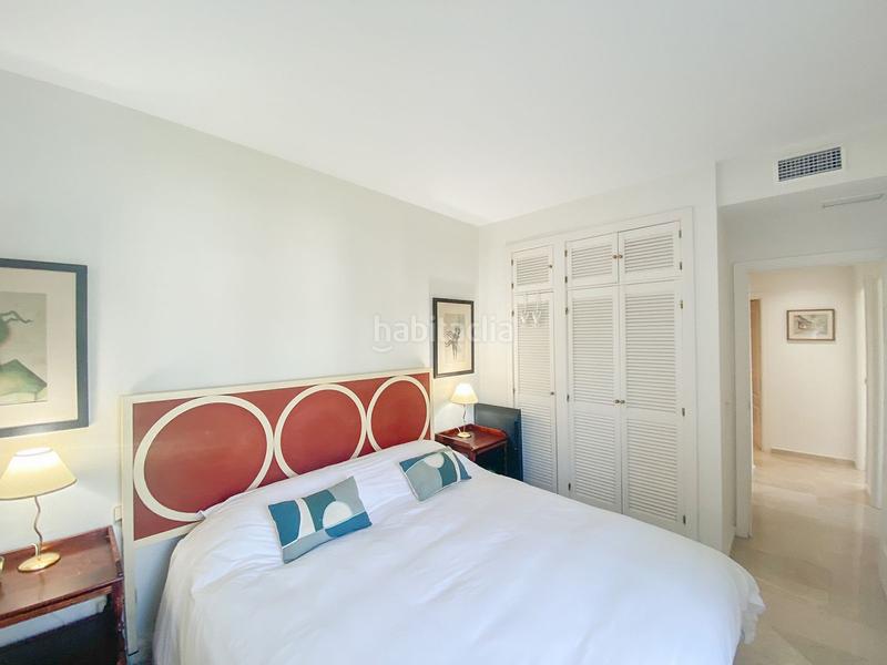 Foto 26ce43ee-8f9b-4c3a-a9c8-2fa379cd6cdb. Apartament amb piscina a Villacana - Costalita - Saladillo Estepona