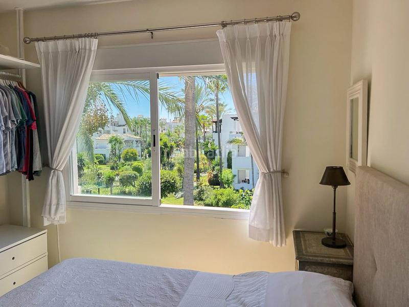 Foto ffe0d957-b4ae-4409-aa89-c9bac493cc7d. Apartament amb piscina a Villacana - Costalita - Saladillo Estepona