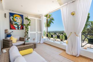 Apartamento  Urbanizacion la quinta. Oasis de bienestar con vistas impresionantes en la quinta golf: