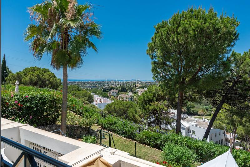 Foto d5ead15d-04d0-4b80-8740-519db9e00fe2. Apartamento oasis de bienestar con vistas impresionantes en La Quinta golf: ¡su refugio ideal en la costa del sol! en Benahavís