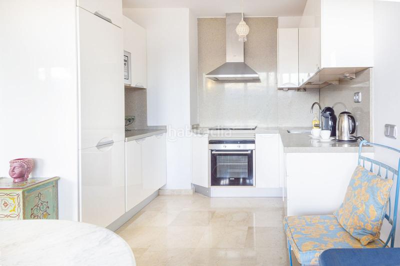 Foto 49a5de73-8a42-41da-9314-5eaa931e1ed5. Apartamento en urbanizacion almendro 5c oasis de bienestar con vistas panorámicas en los almendros: ¡su refugio ideal en la costa del sol! en Benahavís