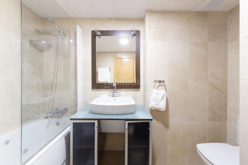 Foto 546da81f-6991-425f-89c0-82161ce68ee3. Apartamento en urbanizacion almendro 5c oasis de bienestar con vistas panorámicas en los almendros: ¡su refugio ideal en la costa del sol! en Benahavís