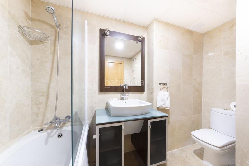 Foto f58bf3e8-1fd5-42e2-9ca2-84707881df46. Apartamento en urbanizacion almendro 5c oasis de bienestar con vistas panorámicas en los almendros: ¡su refugio ideal en la costa del sol! en Benahavís