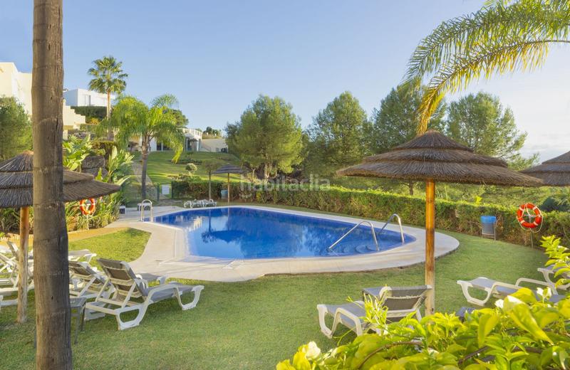 Foto f5daf3ae-9b04-48b6-8459-05be7979693d. Apartamento en urbanizacion almendro 5c oasis de bienestar con vistas panorámicas en los almendros: ¡su refugio ideal en la costa del sol! en Benahavís