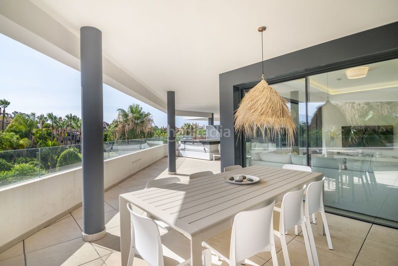 Foto 40f13e45-0e68-4b5d-9ee0-1a40675cac90. Apartament amb piscina a Paraiso - Barronal Estepona