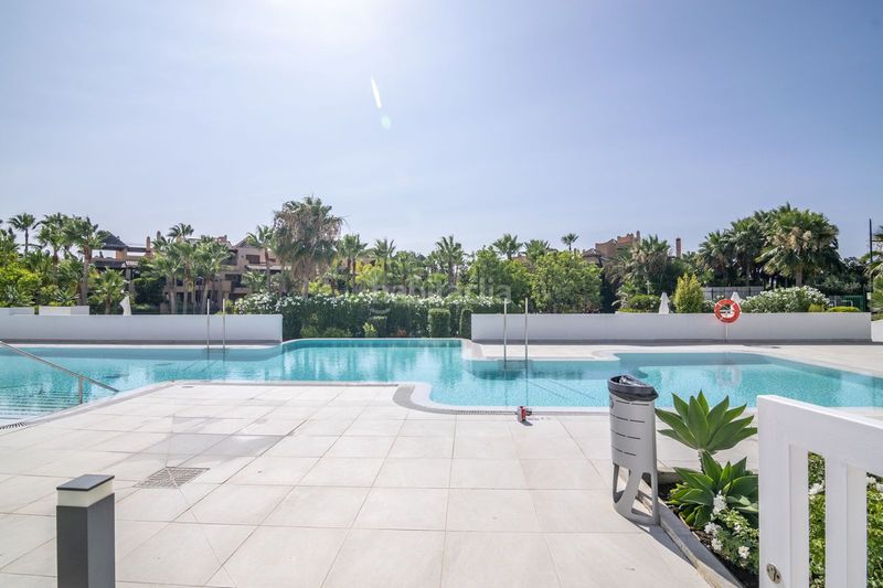 Foto cf68df54-2183-461e-b376-cd34e741d998. Apartament amb piscina a Paraiso - Barronal Estepona