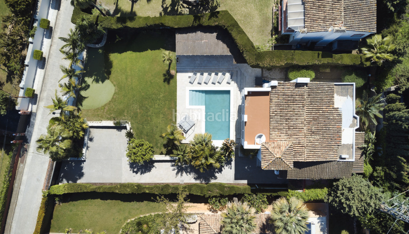 Foto 16545b76-a316-42b0-8635-4fd3ed5da3cb. Chalet mit kamin parking pool in Nueva Andalucía centro Marbella