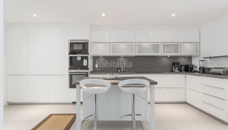 Foto 1b35e0c0-9755-4684-a885-0cb6b4955ed2. Chalet mit kamin parking pool in Nueva Andalucía centro Marbella