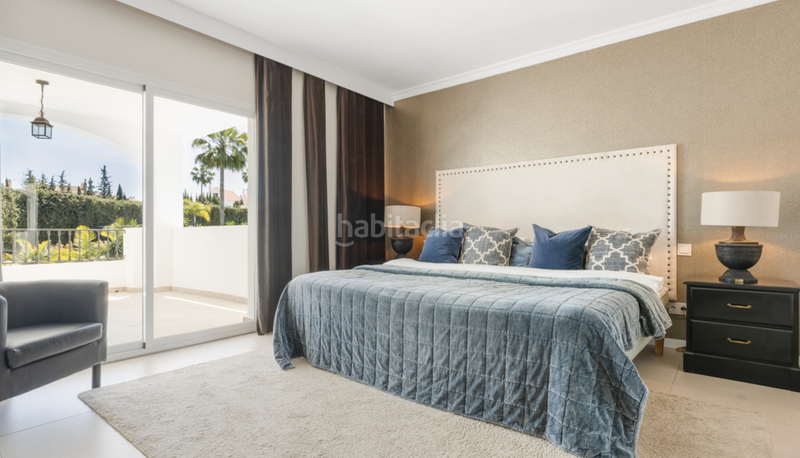 Foto 2557a0a1-b232-4adb-a9ae-ac12668c8c0c. Chalet mit kamin parking pool in Nueva Andalucía centro Marbella