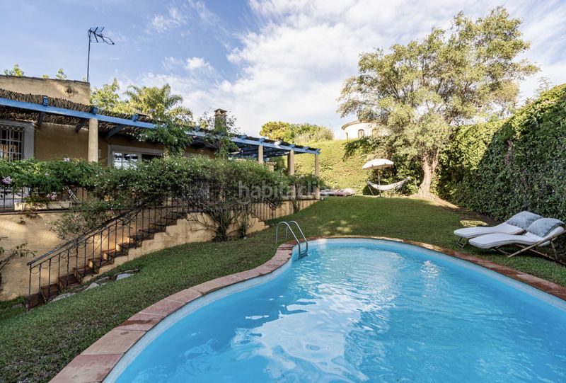 Foto d0ad64dd-b1ae-4e55-bfe3-a41c83237acc. Xalet amb aparcament piscina a La Carolina - Guadalpín Marbella