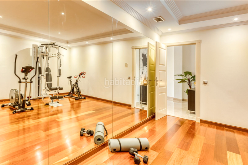 Foto 184006fb-98f3-4aee-905a-6e18f916442b. Apartment with parking pool in puerto de Estepona Estepona