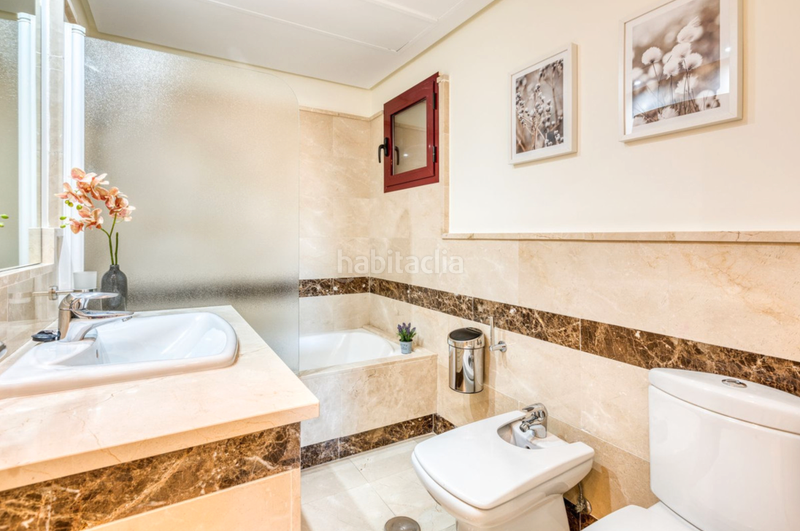 Foto 43c9e54b-12c6-4dca-a1c7-befcf4a40dfb. Apartment with parking pool in puerto de Estepona Estepona