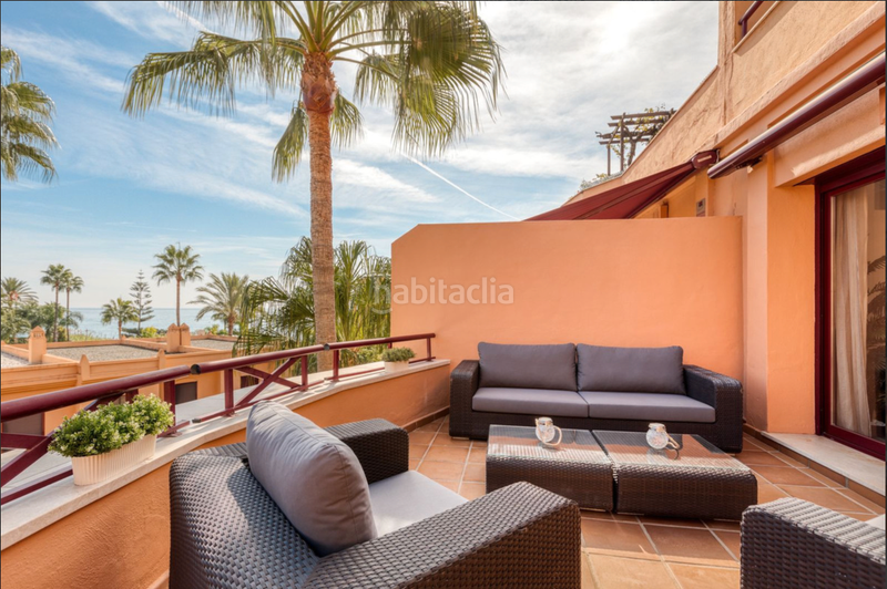 Foto 5d300a35-ed1a-4c8a-ad55-2c25df0ac96e. Apartment with parking pool in puerto de Estepona Estepona
