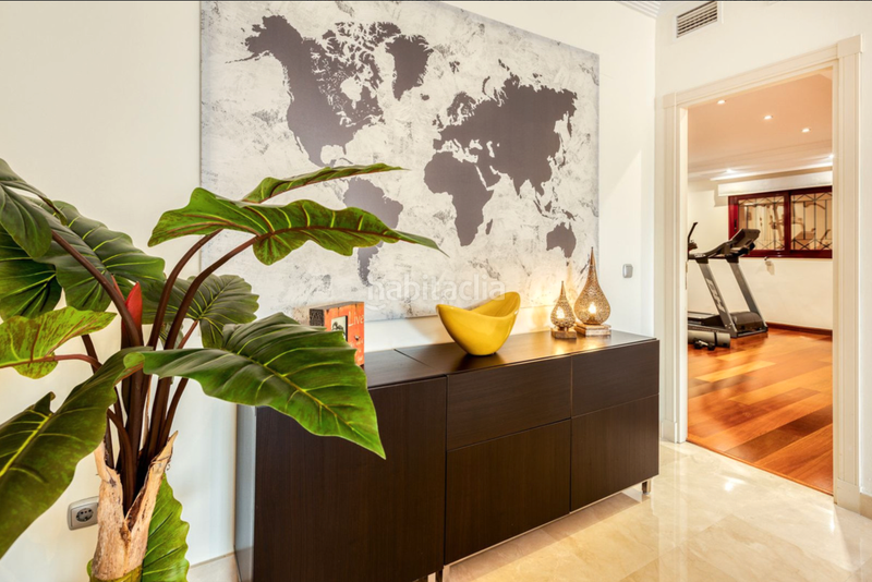 Foto 9d8913aa-f7a4-426d-91c0-99fffa0f7b95. Apartment with parking pool in puerto de Estepona Estepona