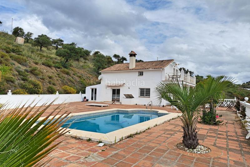 Foto ff9c5aad-8717-4e60-9822-24d0ff802e5b. Casa a Coín