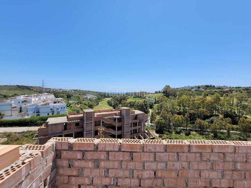 Foto 3297cfa8-72fe-474f-b1ac-32f3d37a7014. Terreny residencial a Estepona golf Estepona