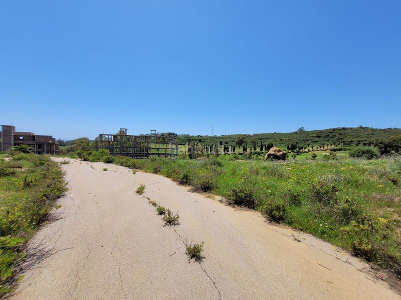 Foto 57f8d3ea-ec1c-45b1-a180-0d13990935e5. Terreny residencial a Estepona golf Estepona