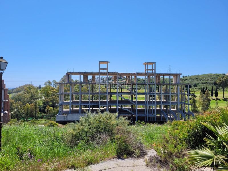 Foto 6ea0a5f2-1865-46b9-8ffb-3e77bf8bc814. Terreny residencial a Estepona golf Estepona