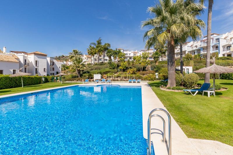 Foto b20ae38d-064b-4c09-97cf-dbb39b8aa4c4. Piccolo appartamento con piscina in los arqueros - puerto del almendro Benahavís