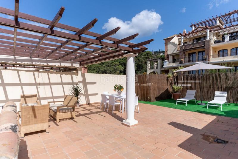 Foto 5c0feda9-084c-4a8d-9823-5a37180c0f95. Duplex avec piscine dans los arqueros - puerto del almendro Benahavís