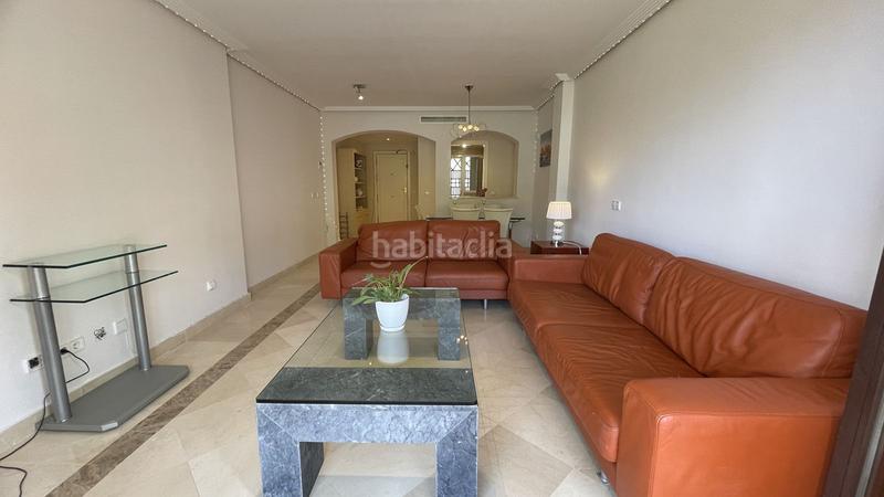 Foto 3292c56e-498a-42a9-b866-9ad48946e488. Appartement in urbanizacion torre esteril 4 in los arqueros - puerto del almendro Benahavís