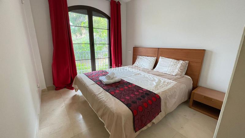 Foto 435f6c58-ec48-4efb-91cd-2f70e753ed75. Appartement in urbanizacion torre esteril 4 in los arqueros - puerto del almendro Benahavís