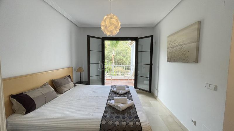 Foto a22f8f49-c734-47f3-89bd-318635084444. Appartement in urbanizacion torre esteril 4 in los arqueros - puerto del almendro Benahavís