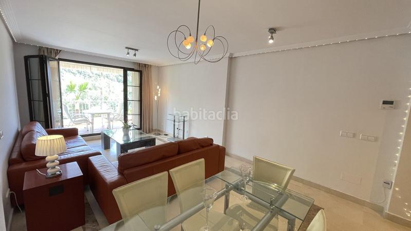 Foto b5e1a7a1-3b4d-4ef5-aea3-0a670f73b656. Appartement in urbanizacion torre esteril 4 in los arqueros - puerto del almendro Benahavís