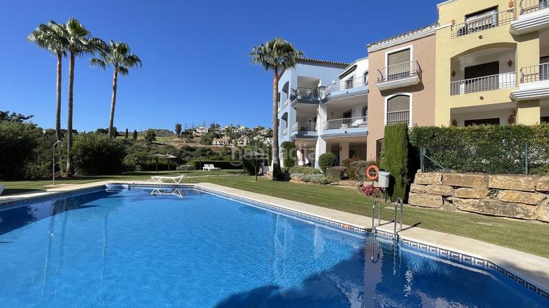 Foto d1cf28aa-cb5d-4cd2-b074-3e9845552da1. Appartement in urbanizacion torre esteril 4 in los arqueros - puerto del almendro Benahavís