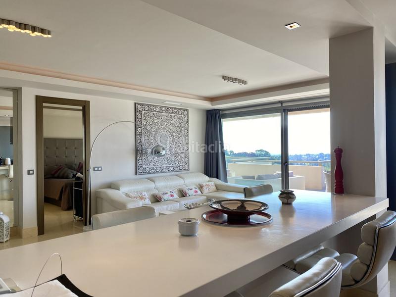 Foto 6a9e8f1e-06ce-464f-a2ad-10a8fc04be83. Apartament amb piscina a los arqueros - puerto del almendro Benahavís