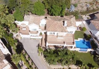 Xalet  Urbanizacion torre esteril. ¡vive en el lujo y la exclusividad en esta impecable villa de 5