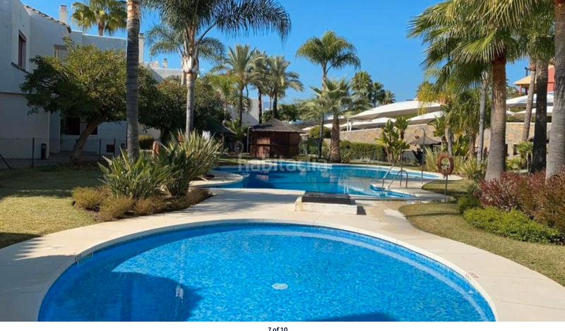 Foto 2b101c02-2a6c-4eab-a54a-7c2e588b51ab. Lloguer casa aparellada amb aparcament piscina a Estepona