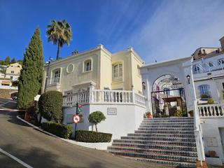 Maison  N/a. ¡vive el sueño andaluz en esta excepcional casa renovada en la h