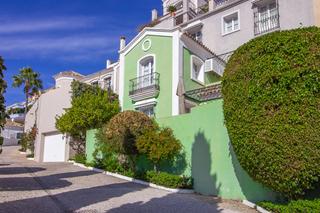 Casa adossada  N/a. ¡vive el encanto andaluz en esta preciosa casa adosada en la her