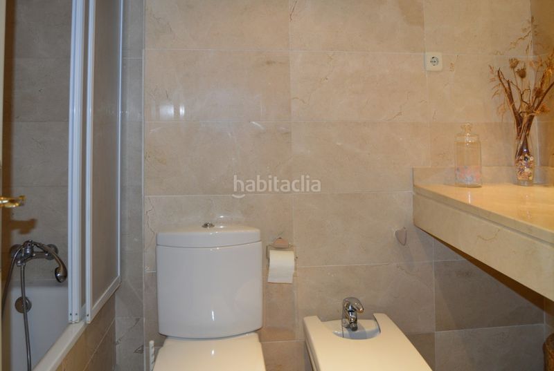 Foto 1eb9d97b-30da-45c4-8648-a21effcca42d. Apartament amb piscina a La Dama de Noche - La Alzambra Marbella