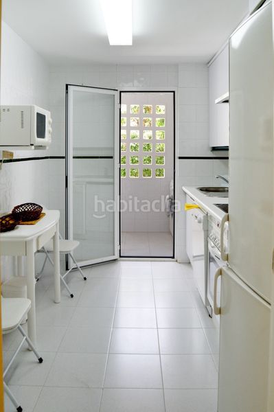Foto 6d59cbf2-4708-467c-8696-f21f9135a66b. Apartament amb piscina a La Dama de Noche - La Alzambra Marbella