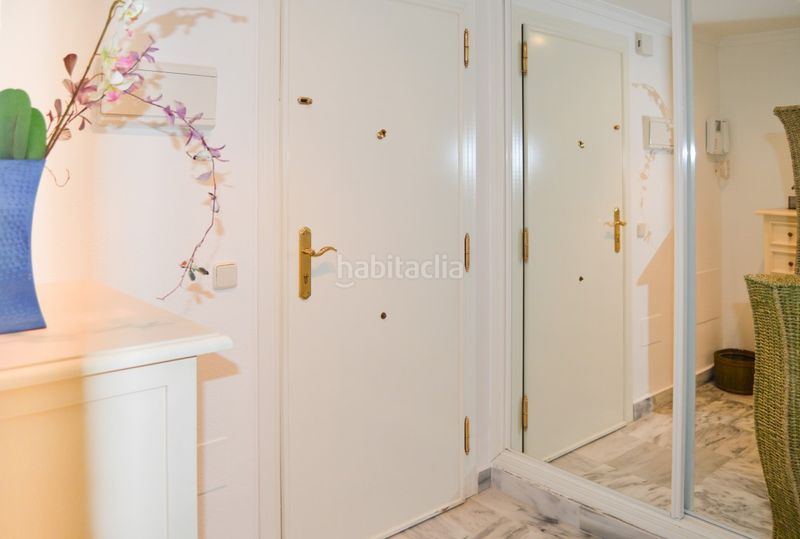 Foto 776a0ef6-30c8-4678-8637-1059fbe95d86. Apartament amb piscina a La Dama de Noche - La Alzambra Marbella