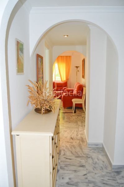 Foto cd021b90-2c96-44d5-941d-94d65dd88fb0. Apartament amb piscina a La Dama de Noche - La Alzambra Marbella