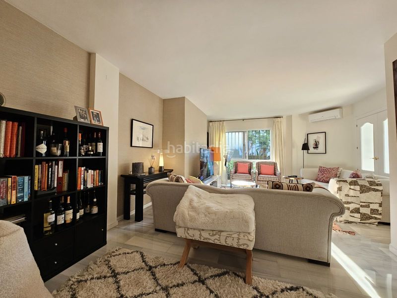Foto f2417839-27e9-4ebe-9d43-774c2d9a8ad9. Casa a La Dama de Noche - La Alzambra Marbella