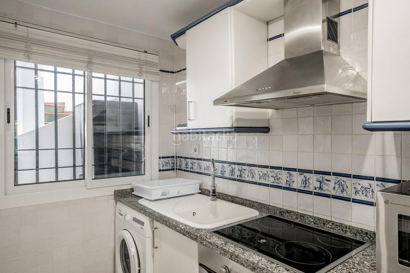 Foto 89a220cd-cf37-499f-87b6-22e90bb6e59d. Apartament amb piscina a Los Naranjos Marbella