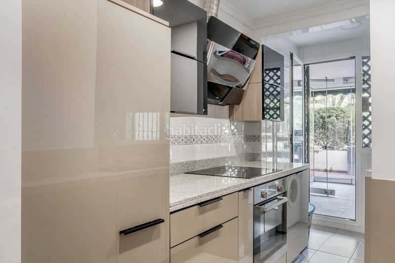 Foto 45e2cec5-4fd2-4d8b-9fee-c8cf40a08465. Apartament a Nueva Andalucía centro Marbella