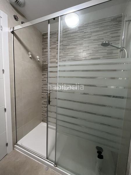 Foto 5bd90b94-45cd-47ba-aefa-d1ce195e0385. Apartamento un apartamento espacioso y luminoso en una ubicación privilegiada en Estepona