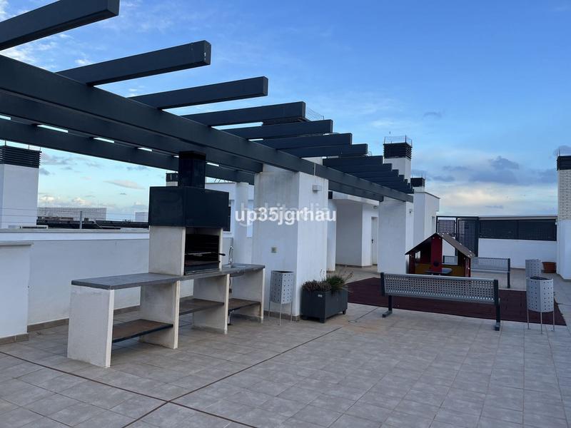 Foto cc3dfbf3-ebc7-4438-8ff3-56e5eaa414fd. Apartamento un apartamento espacioso y luminoso en una ubicación privilegiada en Estepona