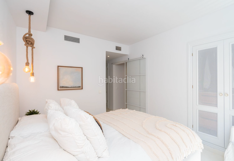 Foto 0b9c90af-024c-4127-9d36-b88860eecce6. Piano terra con piscina in La Quinta Benahavís