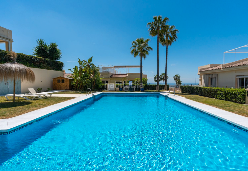 Foto 99e2a6ca-c1fe-4422-a06d-291e17d396bc. Piano terra con piscina in La Quinta Benahavís