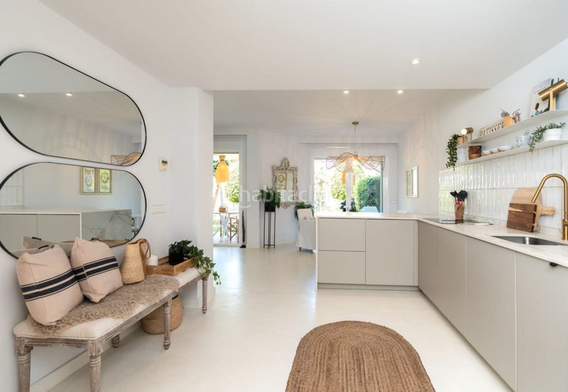 Foto c1cc3e8a-7da6-477c-bf34-1805ed56f888. Piano terra con piscina in La Quinta Benahavís