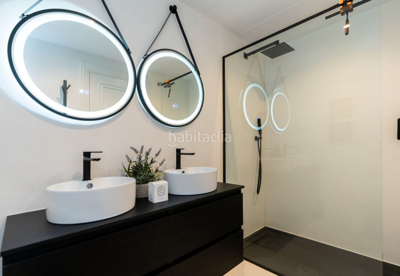 Foto f1b94548-8333-4ea0-8622-d3aa42502c71. Piano terra con piscina in La Quinta Benahavís